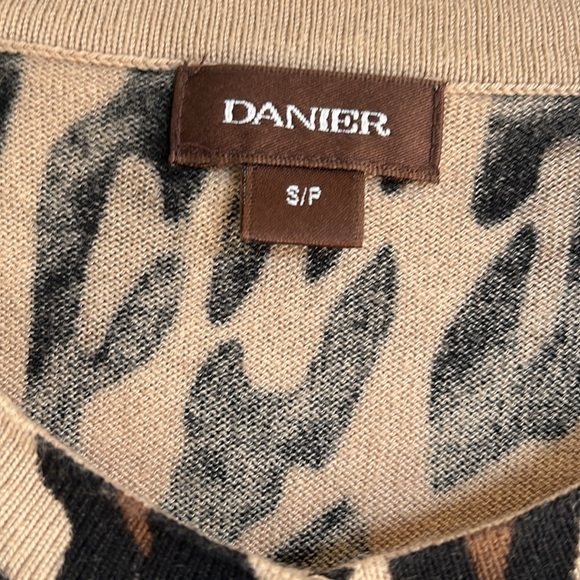 DANIER leopard print cardigan - Picture 2 of 4